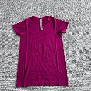 Lululemon Swiftly Tech Short Sleeve Shirt